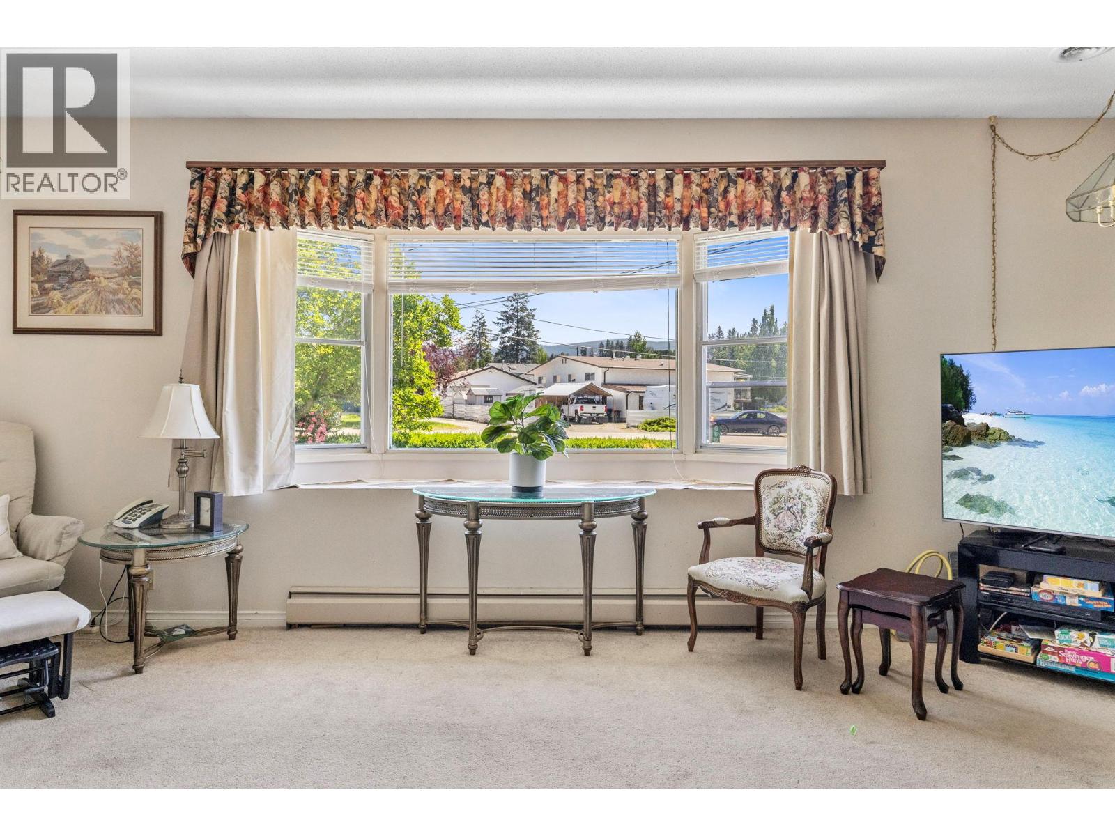 660 Sparrow Road, Kelowna, British Columbia  V1X 4E1 - Photo 7 - 10385354
