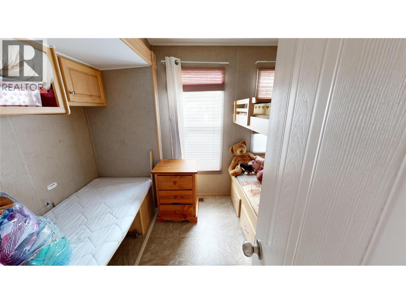 4868 Riverview Drive Unit# 100, Edgewater, British Columbia  V0A 1E0 - Photo 16 - 10385480