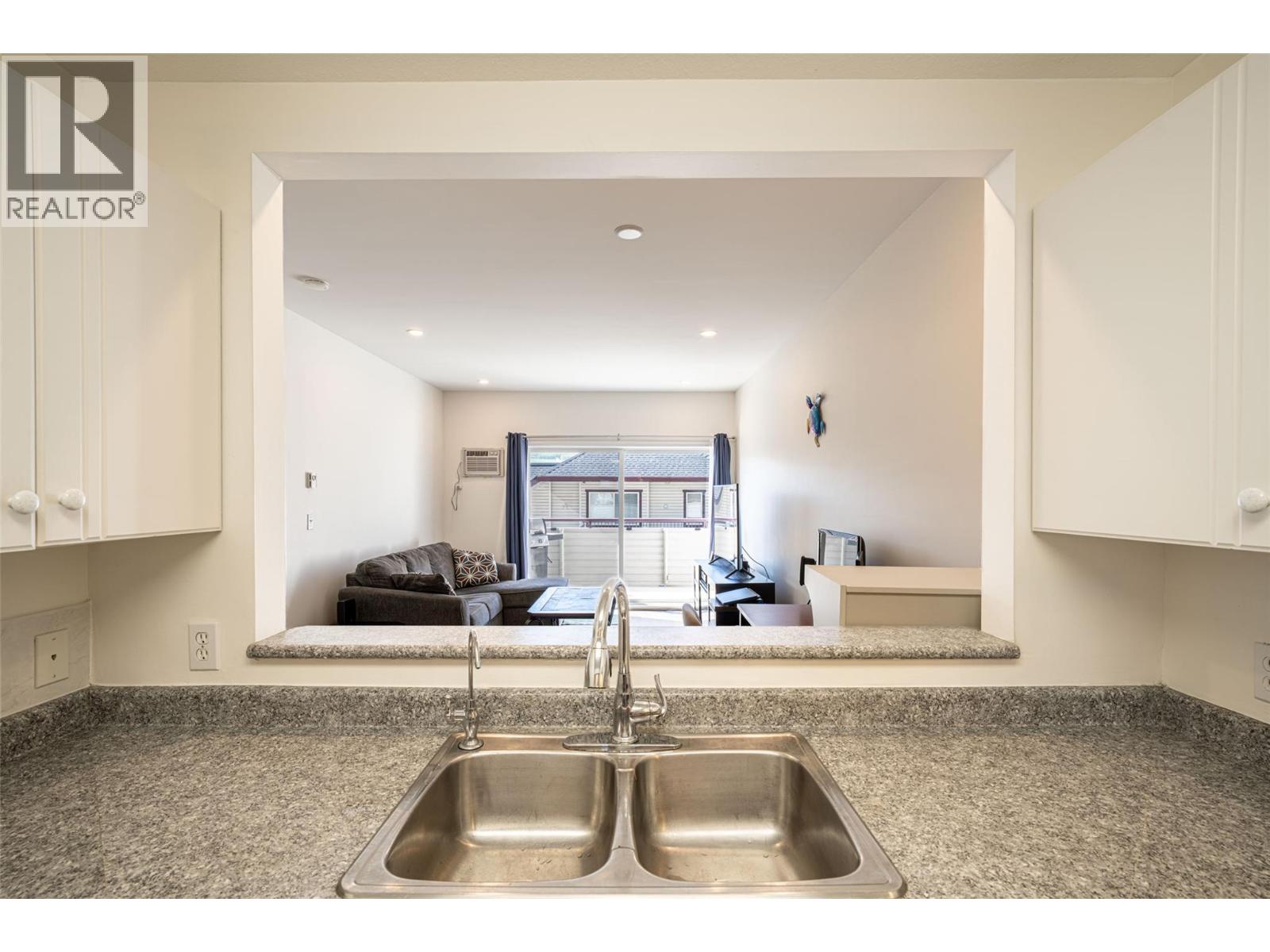 4800 Heritage Drive Unit# 10, Vernon, British Columbia  V1T 7V4 - Photo 9 - 10384981