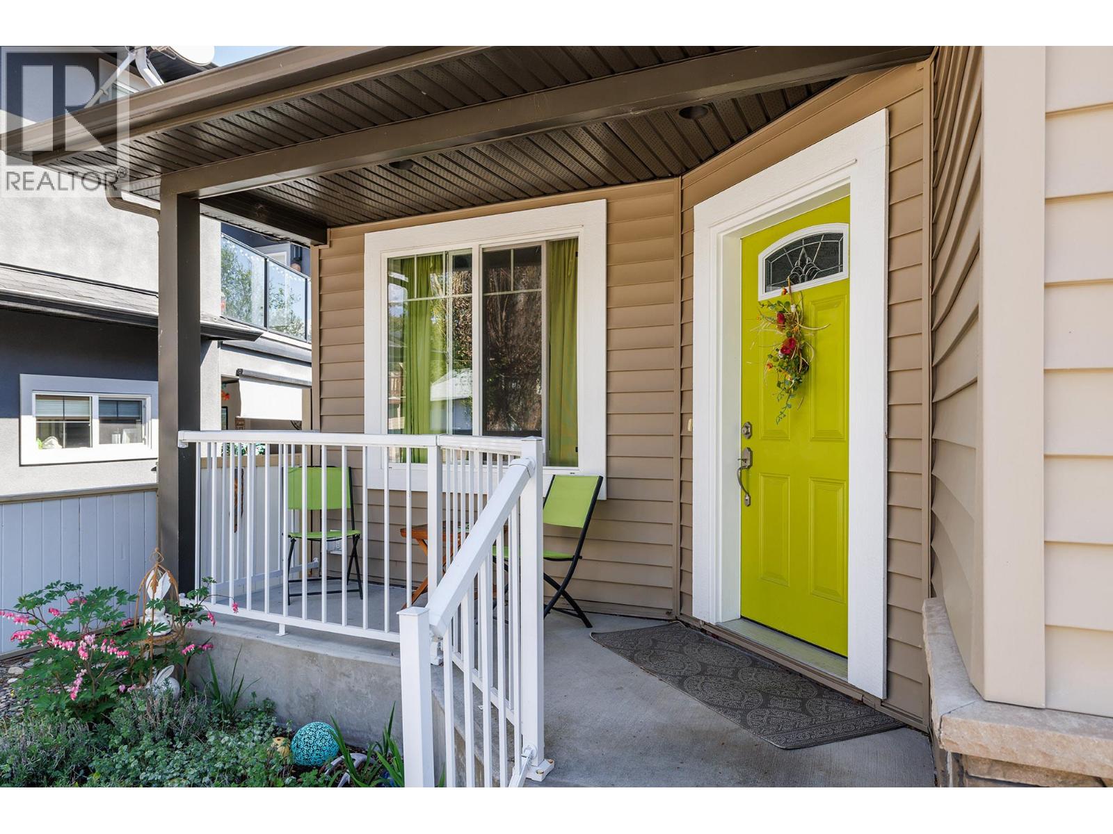 120 Deer Street, Vernon, British Columbia  V1H 2A1 - Photo 2 - 10384596