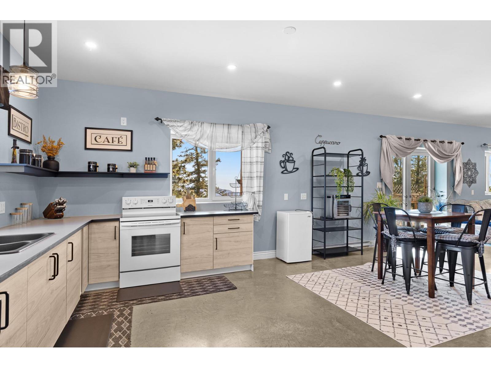 137 Eagle Point, Osoyoos, British Columbia  V0H 1V6 - Photo 45 - 10385678