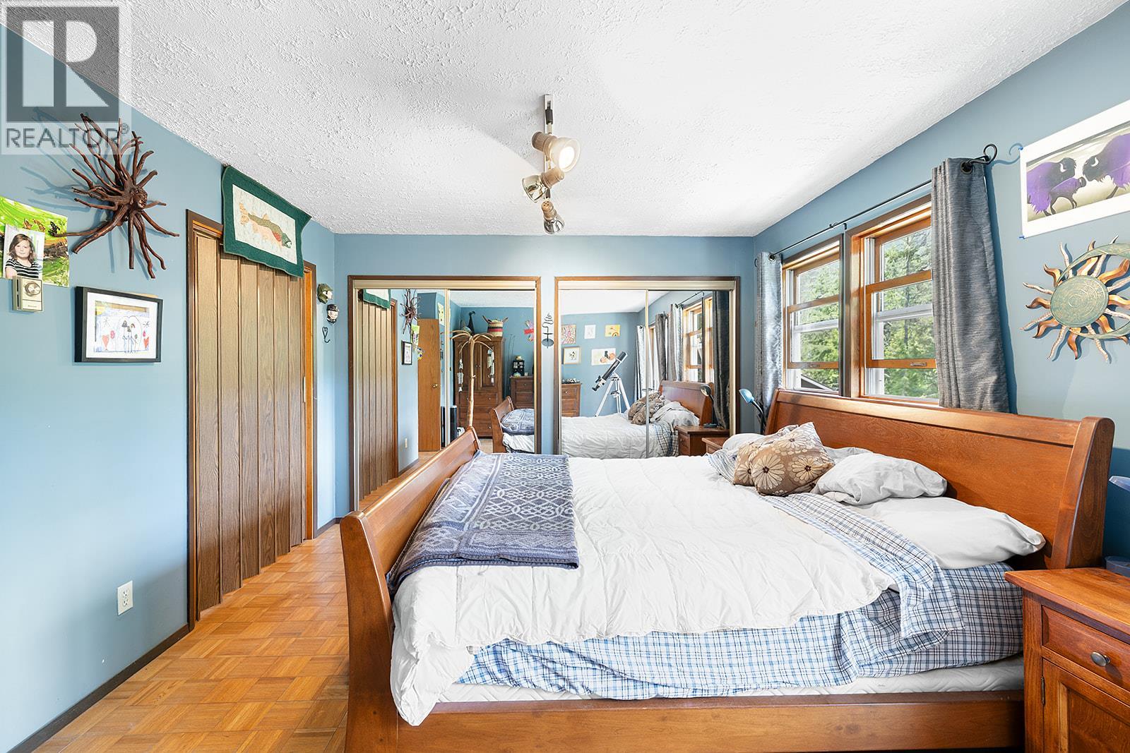16324 Bowe Road, Crawford Bay, British Columbia  V0B 1E0 - Photo 19 - 10385475