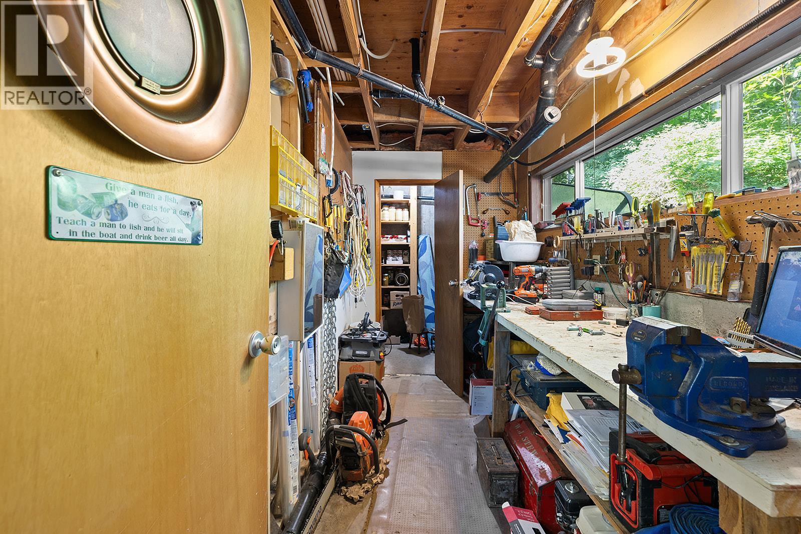 16324 Bowe Road, Crawford Bay, British Columbia  V0B 1E0 - Photo 29 - 10385475