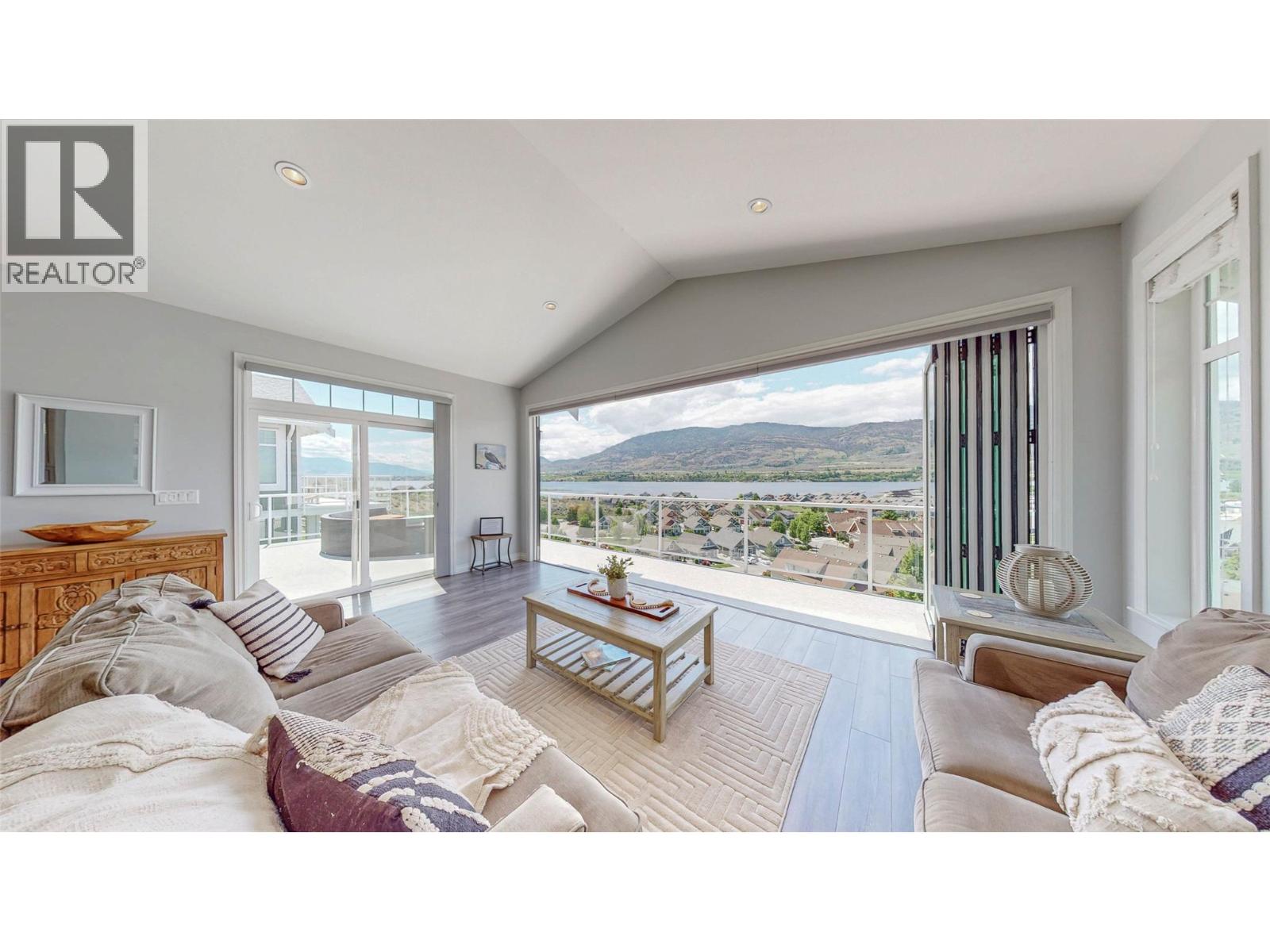 2450 Radio Tower Road Unit# 180, Oliver, British Columbia  V0H 1T1 - Photo 3 - 10384880