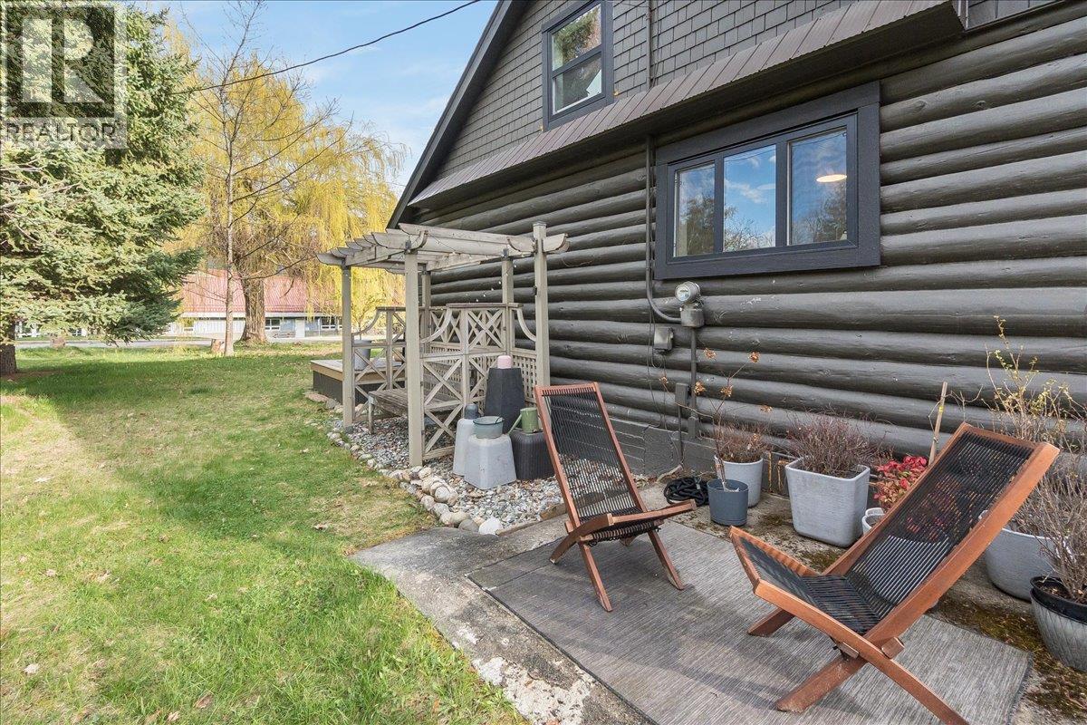 505 6th Street, Kaslo, British Columbia  V0G 1M0 - Photo 11 - 10384017