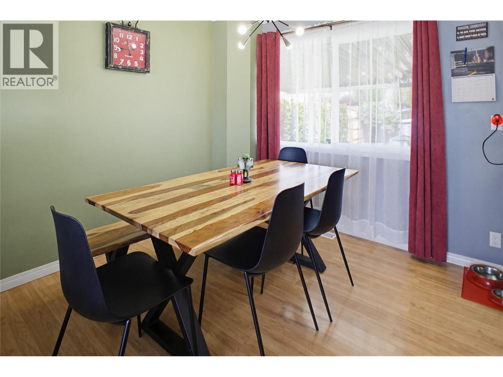 1684 Greenfield Avenue, Kamloops, British Columbia  V2B 4N6 - Photo 4 - 10385321