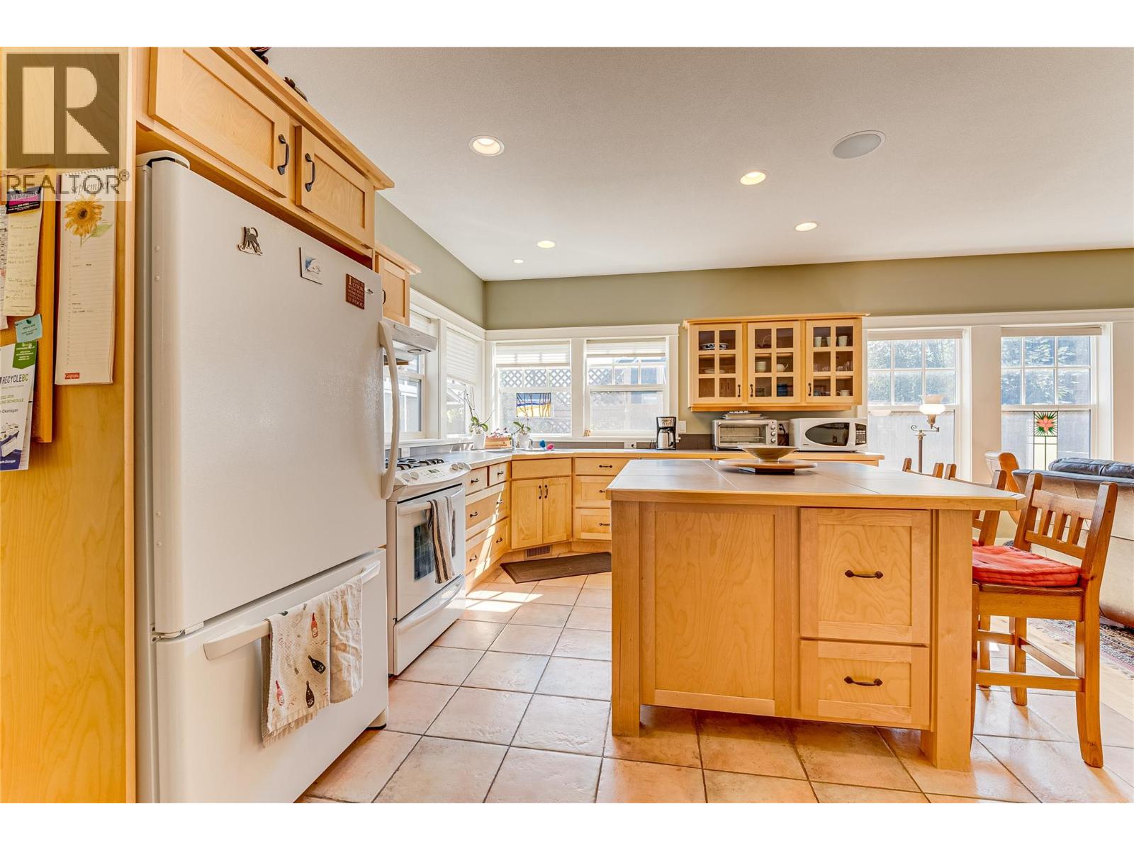 3404 34 Avenue, Vernon, British Columbia  V1T 2P9 - Photo 11 - 10385263
