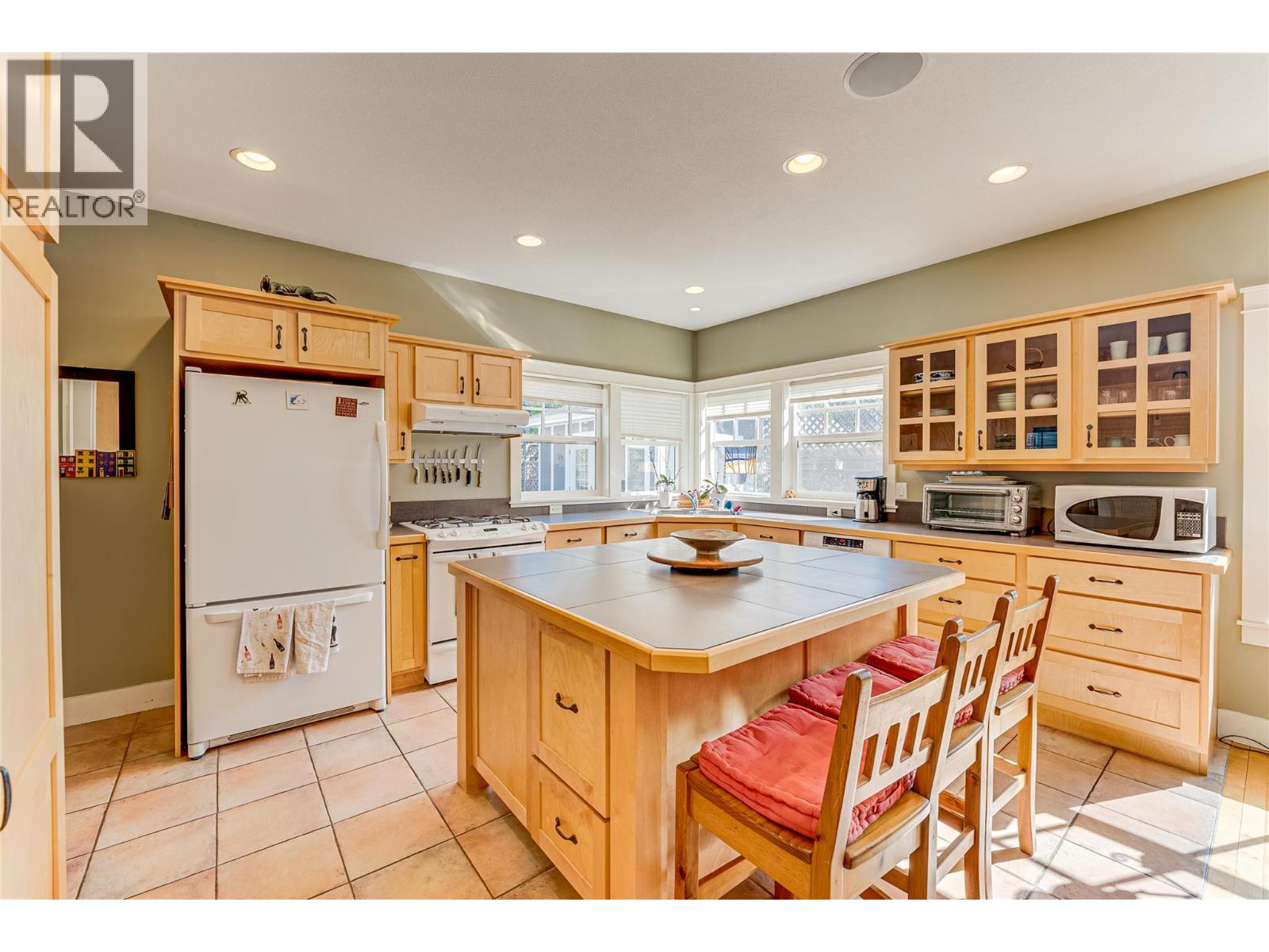 3404 34 Avenue, Vernon, British Columbia  V1T 2P9 - Photo 14 - 10385263