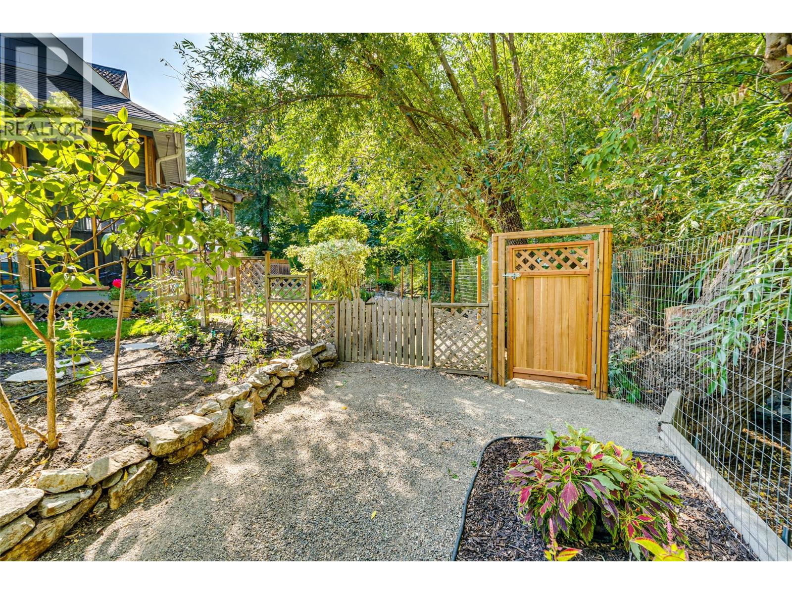 3404 34 Avenue, Vernon, British Columbia  V1T 2P9 - Photo 5 - 10385263