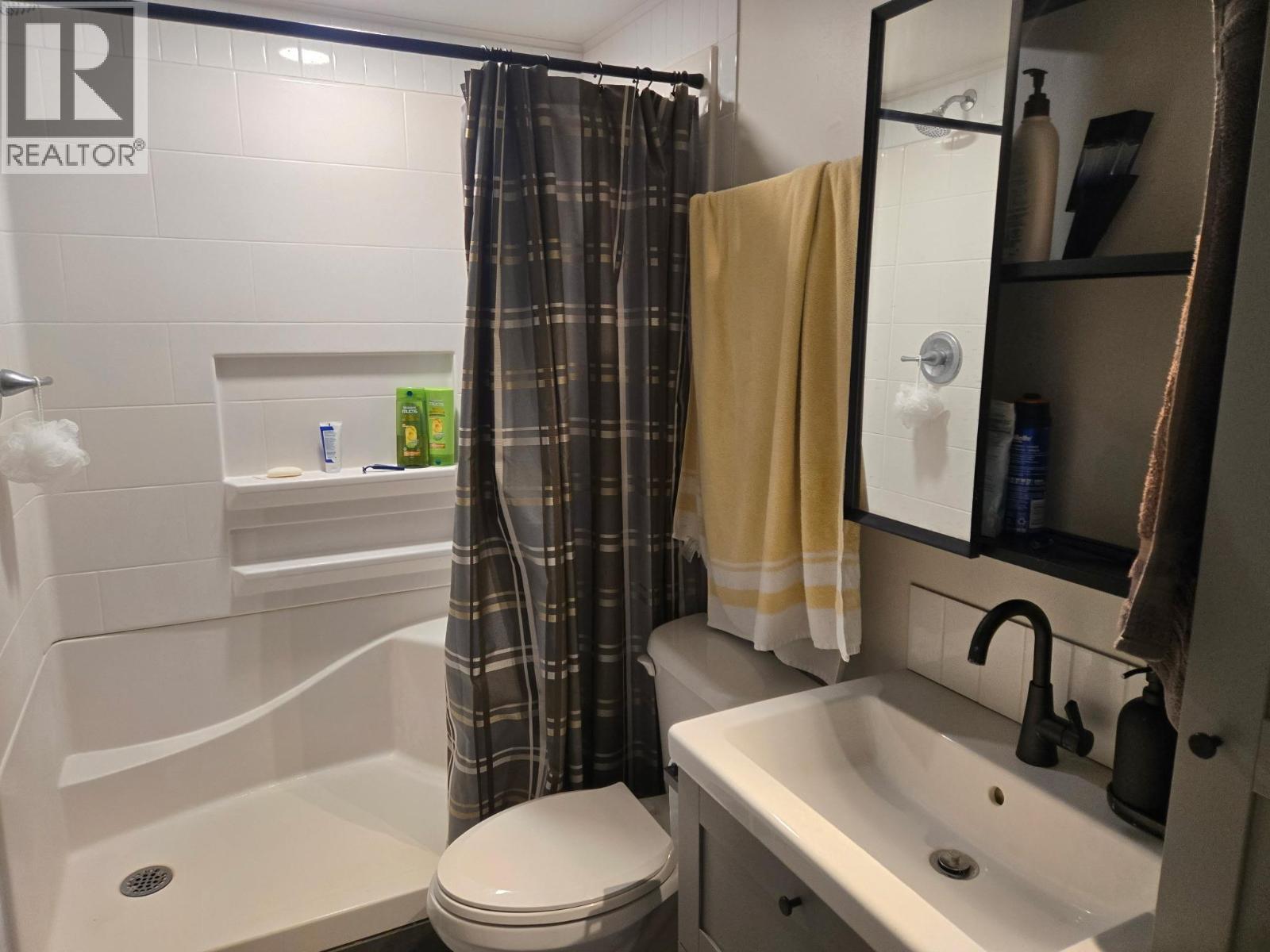9a Riva Ridge Estates, Penticton, British Columbia  V2A 6J7 - Photo 7 - 10385174