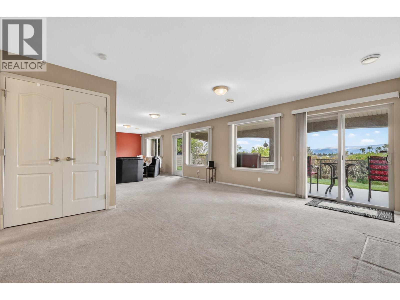 2110 Horizon Drive, West Kelowna, British Columbia  V1Z 3Y5 - Photo 33 - 10385621