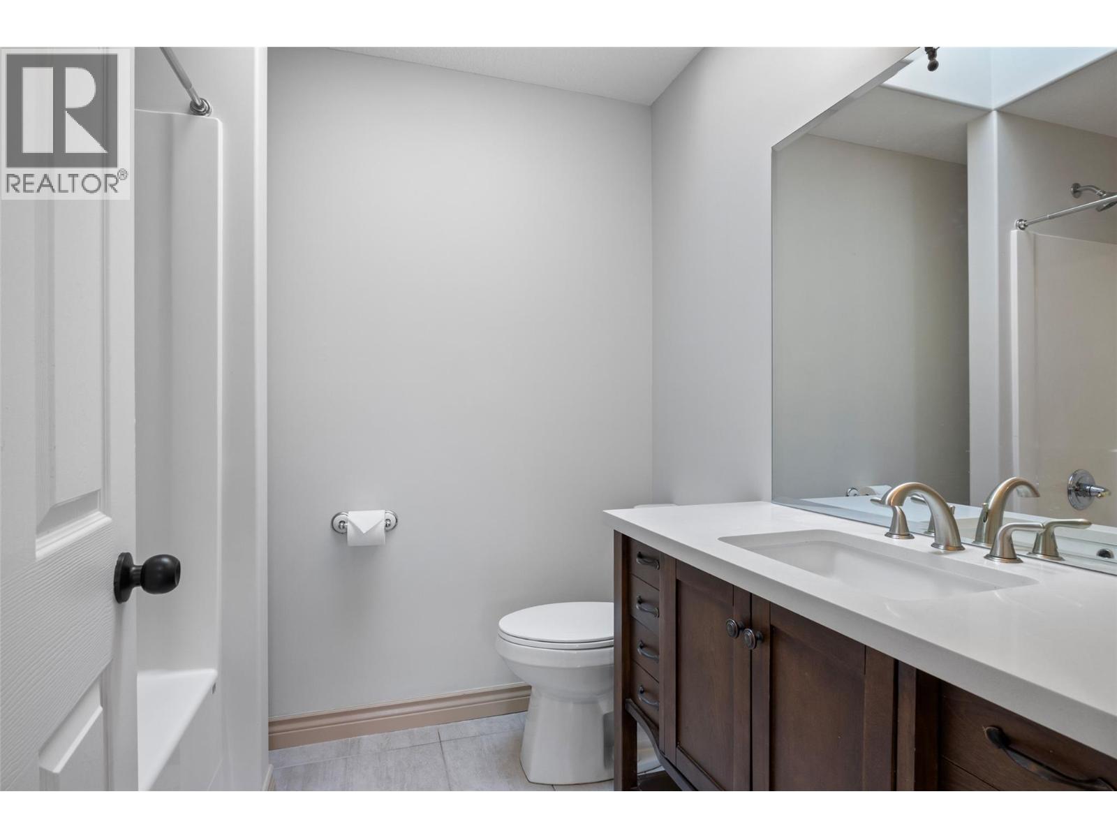 3702 Overlander Drive, Kamloops, British Columbia  V2B 8M4 - Photo 16 - 10385605