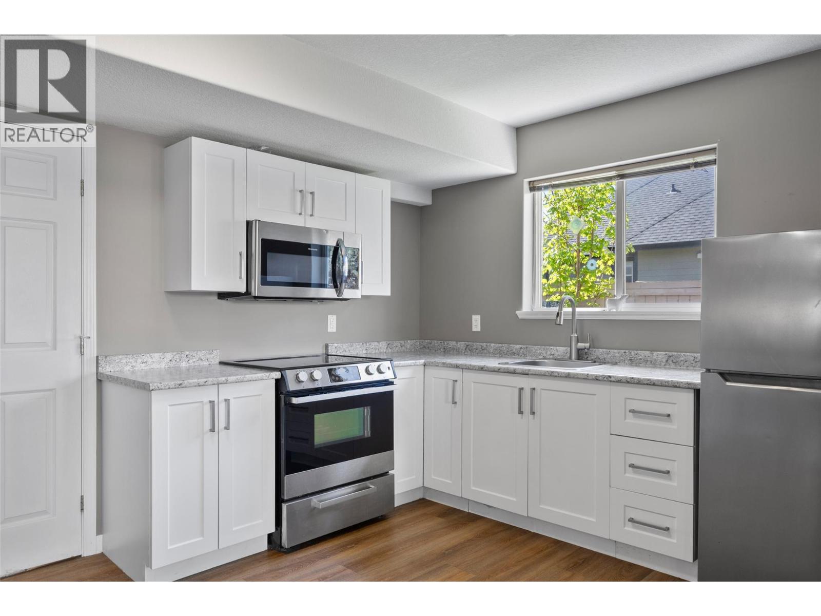 3702 Overlander Drive, Kamloops, British Columbia  V2B 8M4 - Photo 25 - 10385605