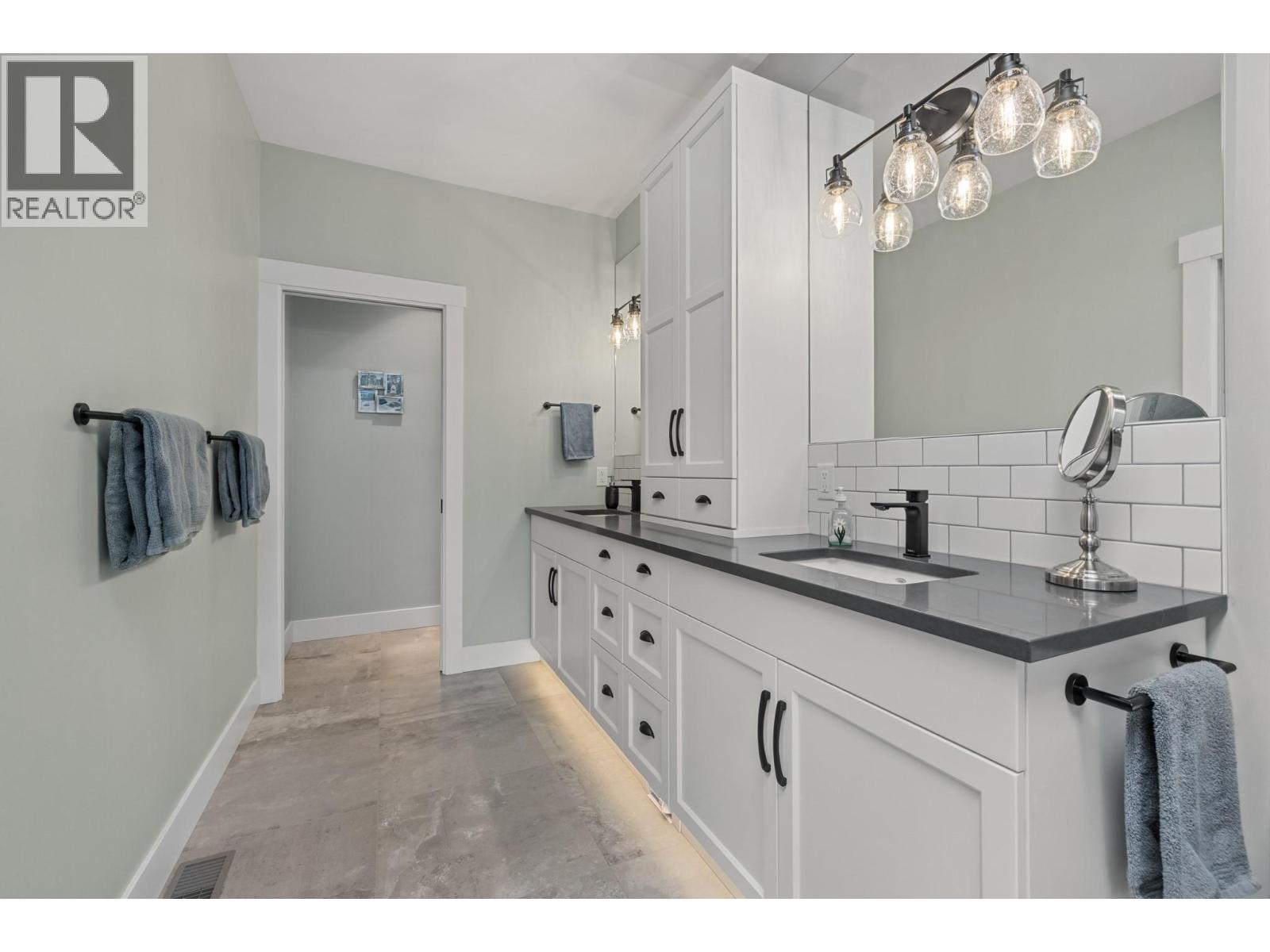 3663 Mckinley Beach Drive, Kelowna, British Columbia  V1V 3G2 - Photo 33 - 10384539
