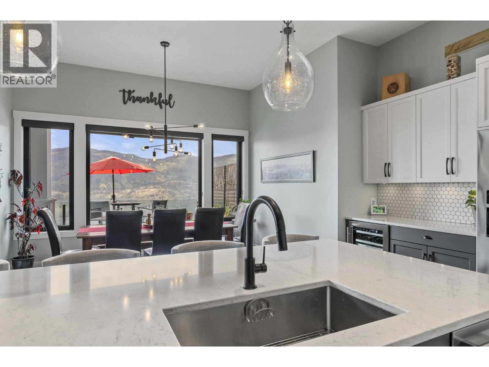 3663 Mckinley Beach Drive, Kelowna, British Columbia  V1V 3G2 - Photo 5 - 10384539