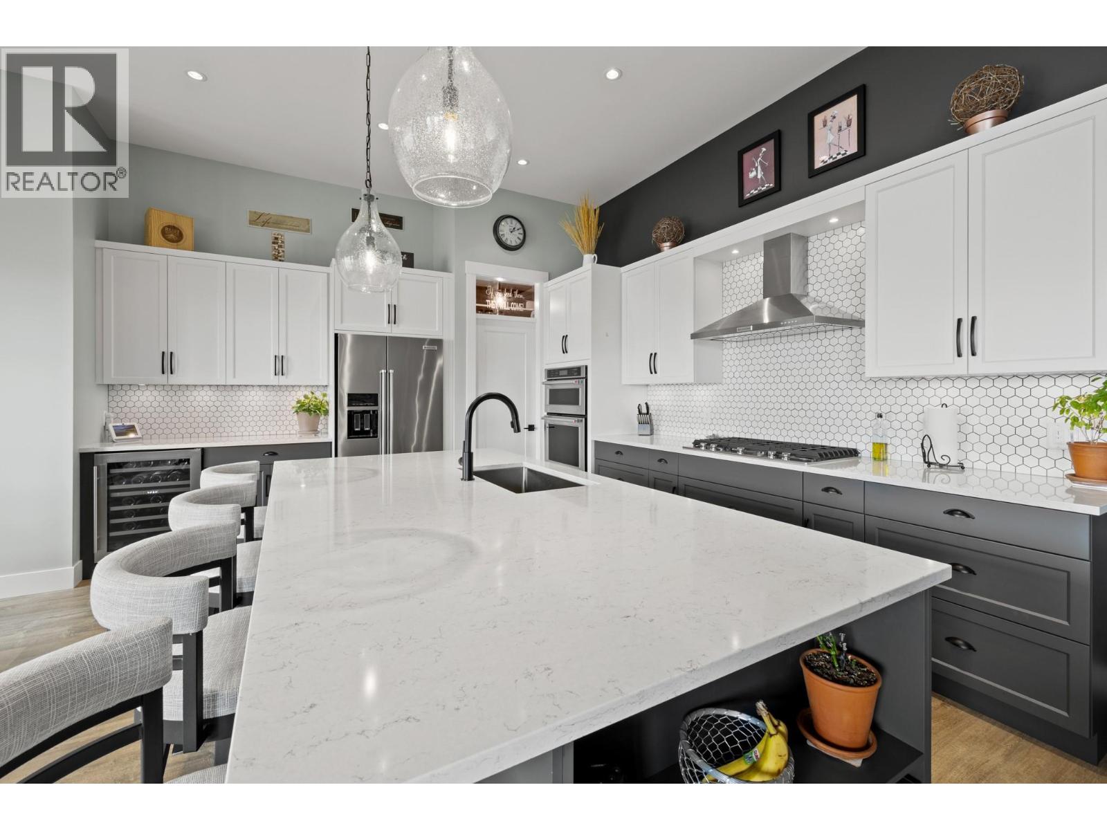 3663 Mckinley Beach Drive, Kelowna, British Columbia  V1V 3G2 - Photo 6 - 10384539