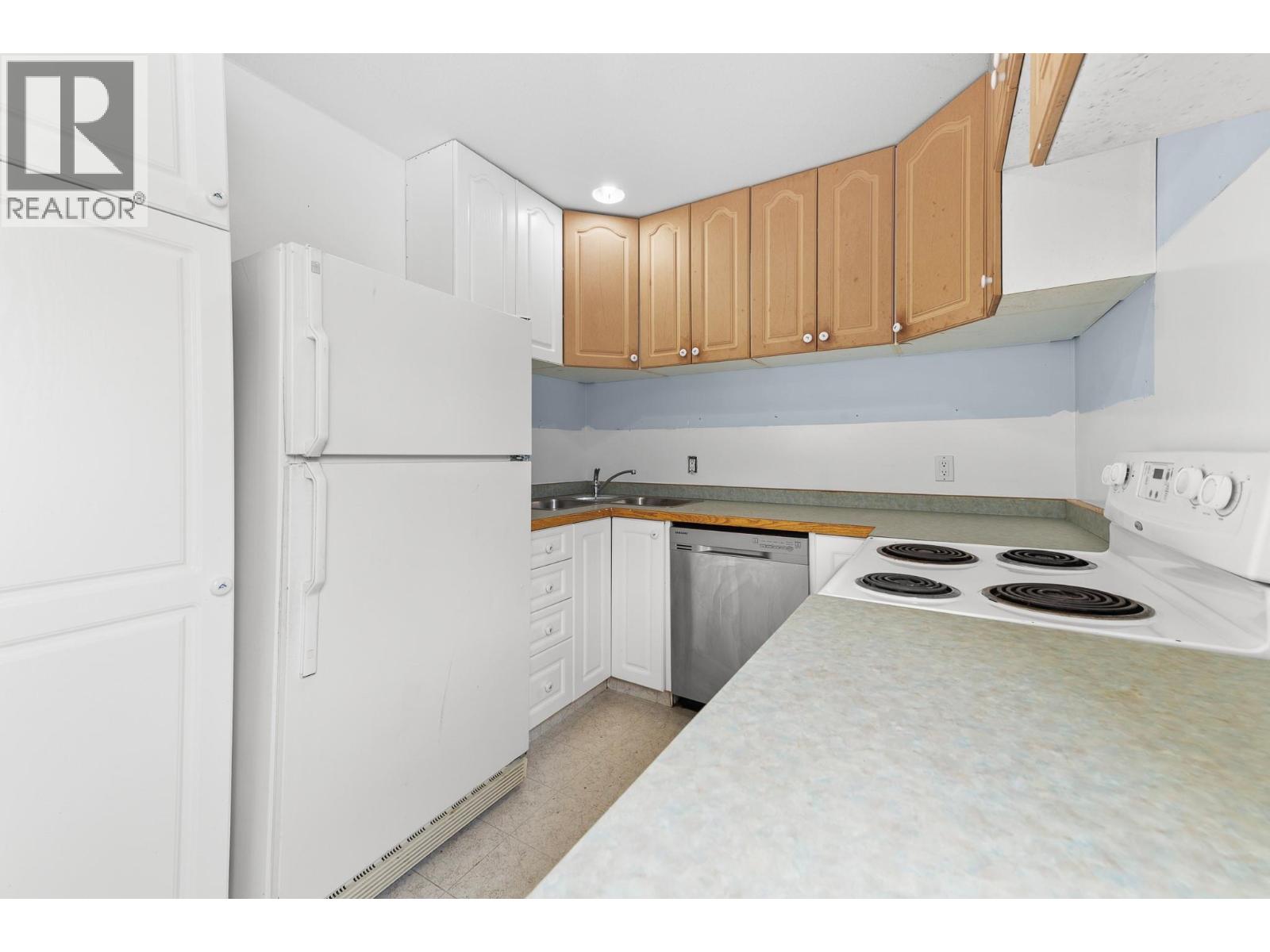 1191 1st Avenue, Fernie, British Columbia  V0B 1M0 - Photo 18 - 10383613