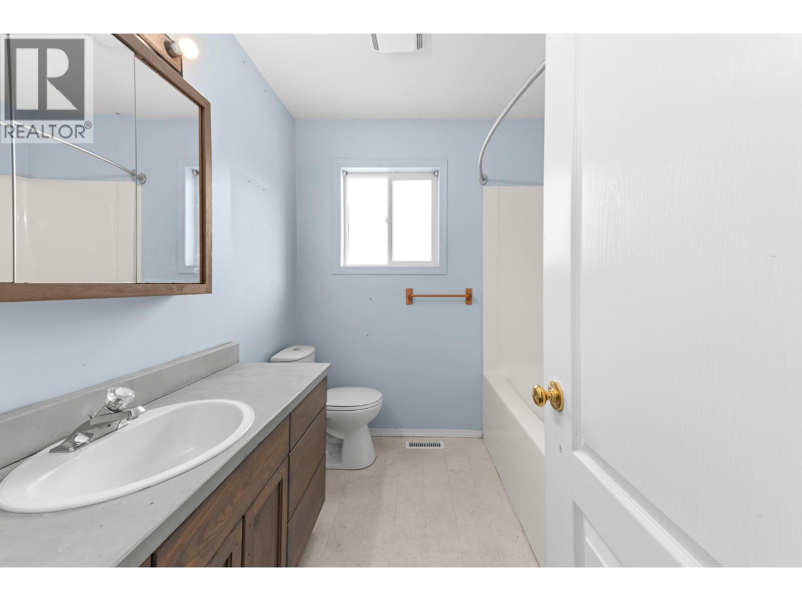 1191 1st Avenue, Fernie, British Columbia  V0B 1M0 - Photo 21 - 10383613