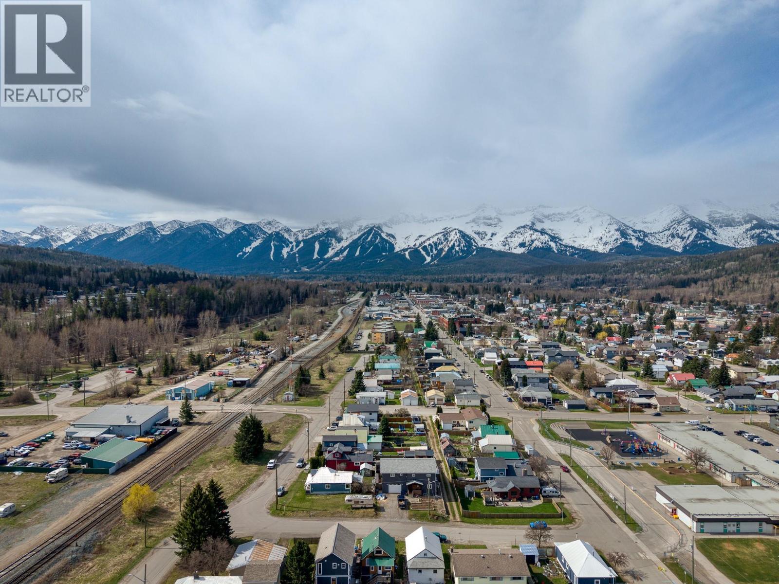 1191 1st Avenue, Fernie, British Columbia  V0B 1M0 - Photo 43 - 10383613