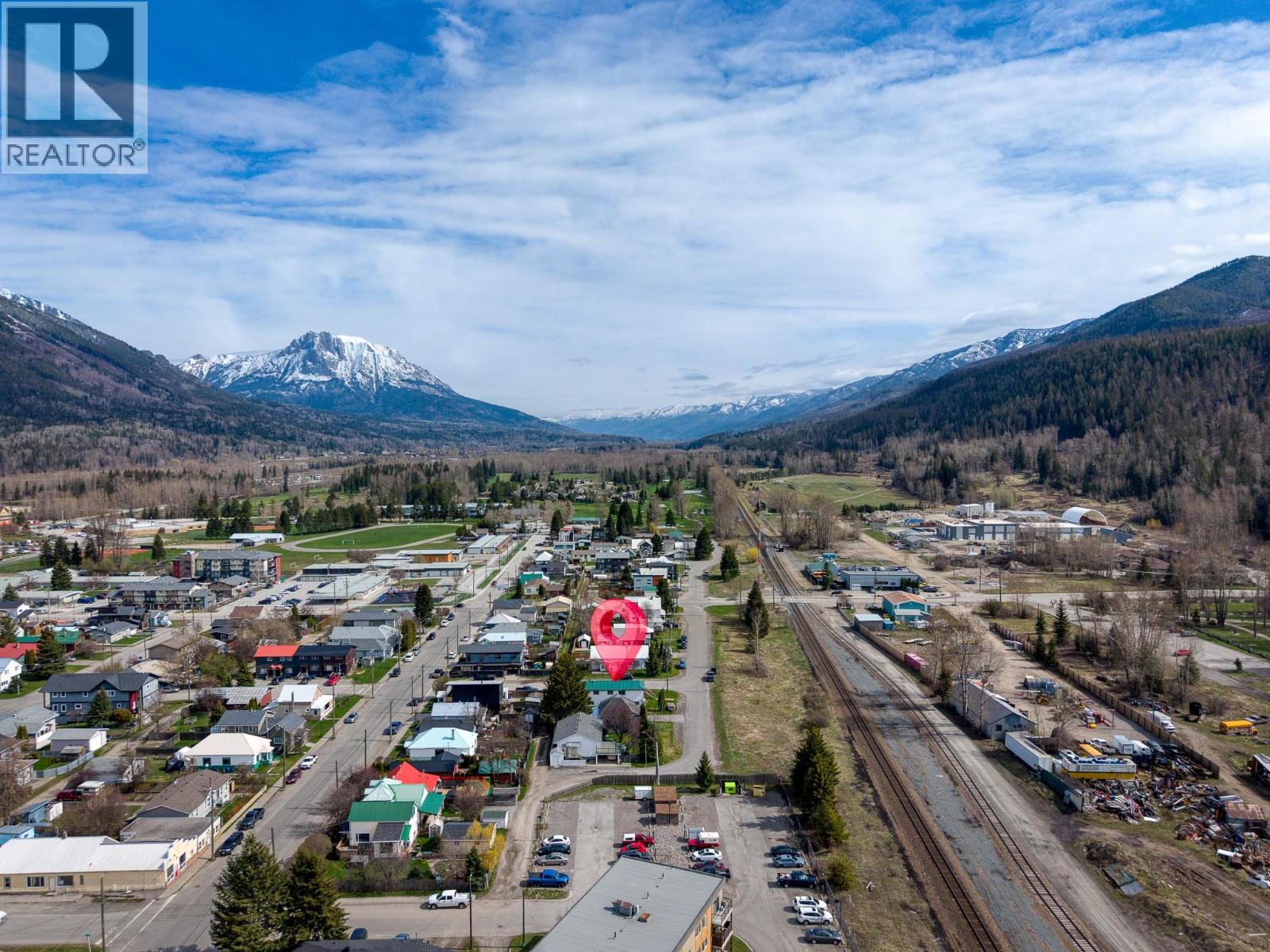 1191 1st Avenue, Fernie, British Columbia  V0B 1M0 - Photo 46 - 10383613