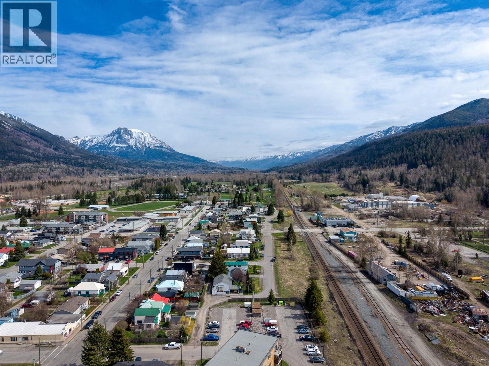 1191 1st Avenue, Fernie, British Columbia  V0B 1M0 - Photo 47 - 10383613