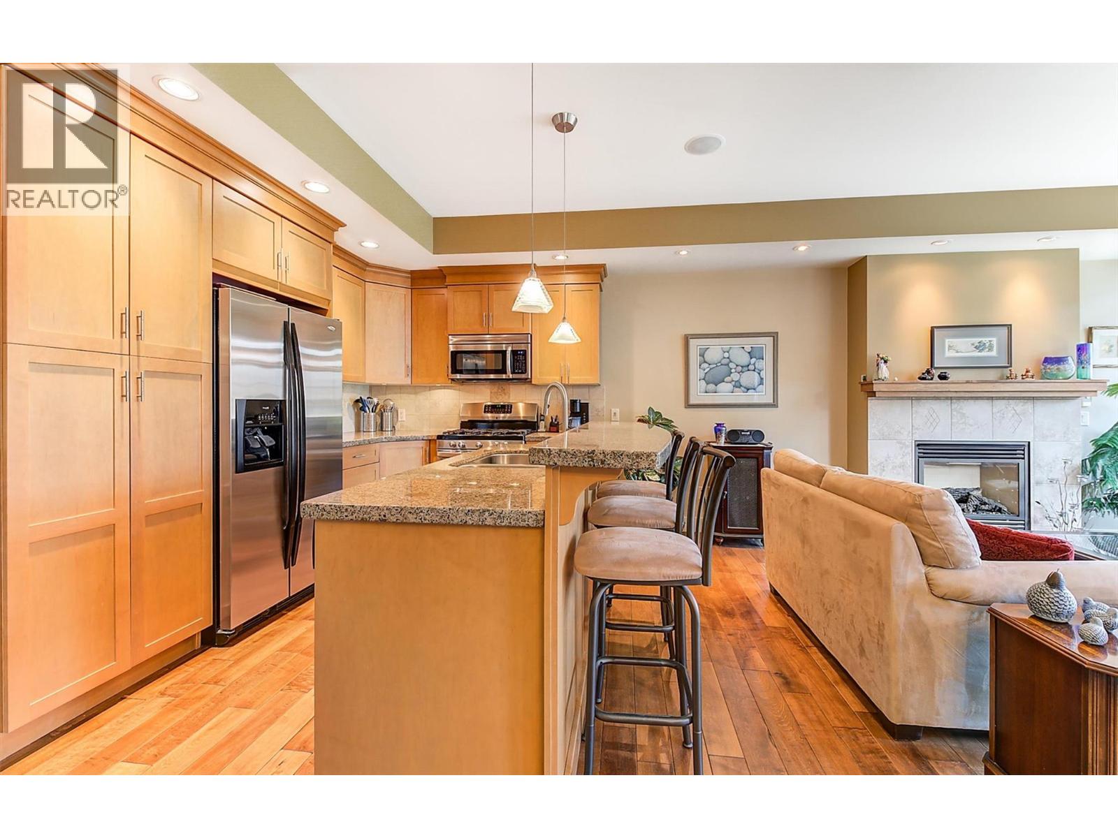 4356 Beach Avenue Unit# 6, Peachland, British Columbia  V0H 1X6 - Photo 6 - 10385322