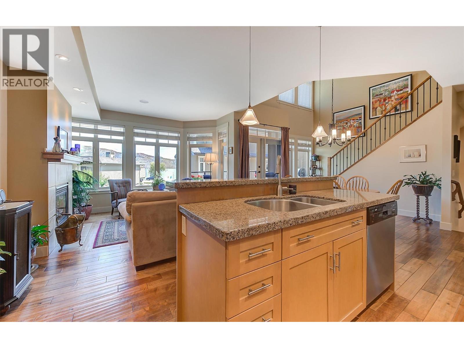 4356 Beach Avenue Unit# 6, Peachland, British Columbia  V0H 1X6 - Photo 8 - 10385322