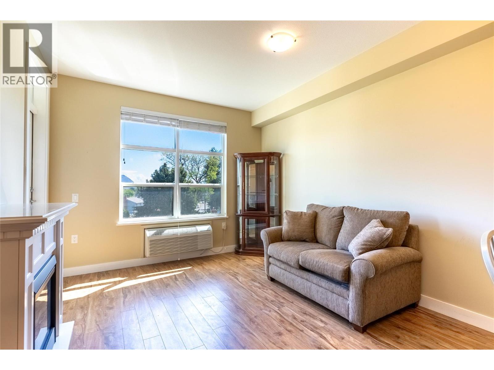 755 Mayfair Street Unit# 421, Kamloops, British Columbia  V2B 5L7 - Photo 7 - 10385442