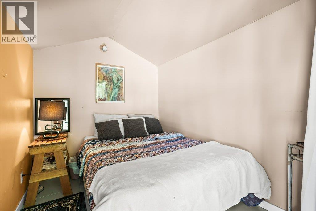 10724 Pinecrest Road, Vernon, British Columbia  V1H 2C1 - Photo 15 - 10384907