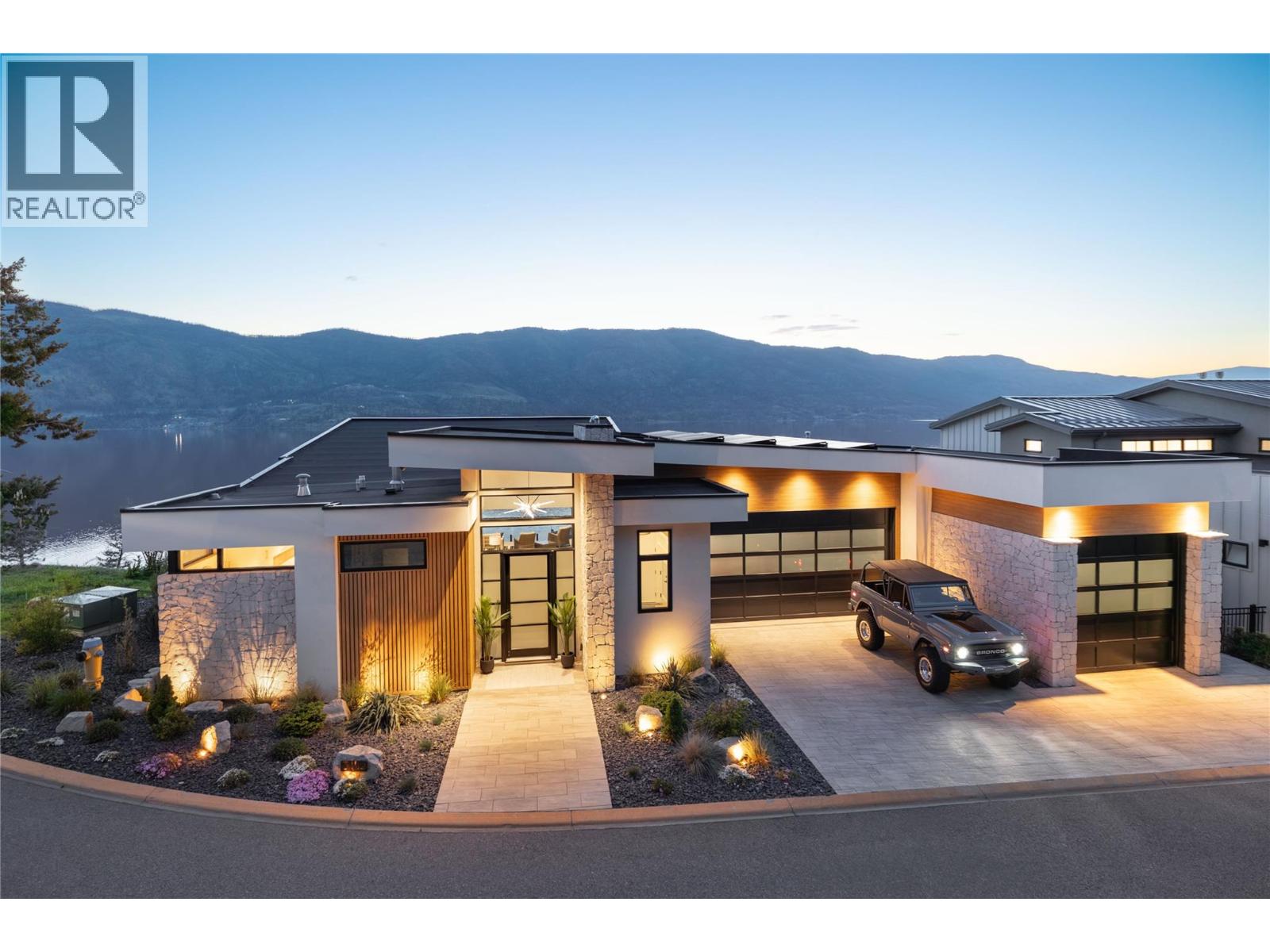 3442 Arrowroot Drive, Kelowna, British Columbia  V1V 3G2 - Photo 10 - 10385203