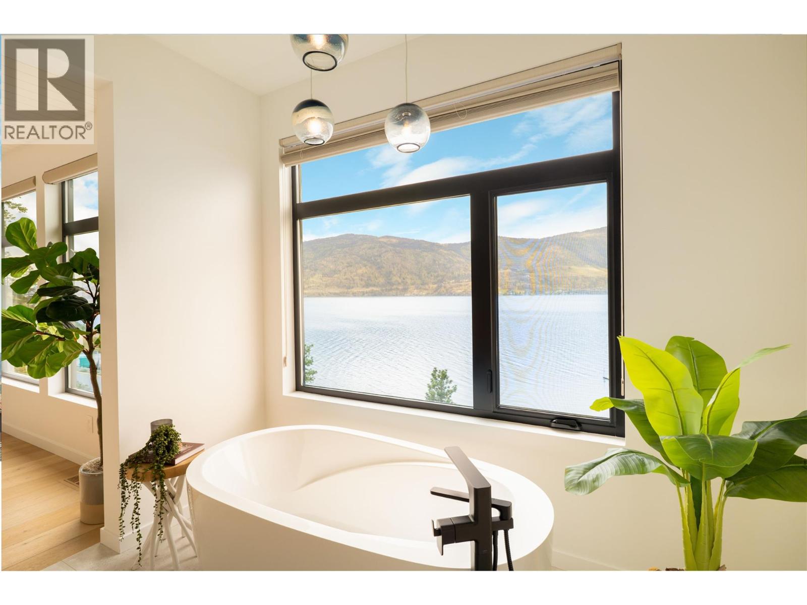 3442 Arrowroot Drive, Kelowna, British Columbia  V1V 3G2 - Photo 50 - 10385203