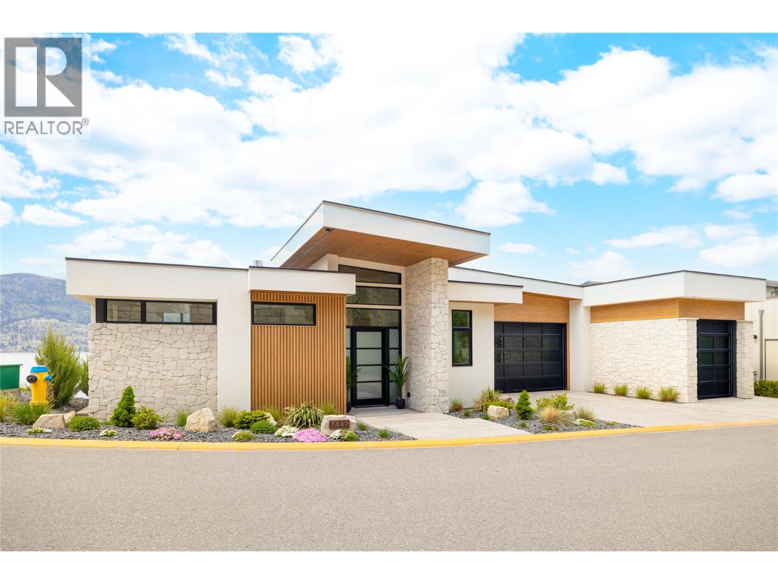 3442 Arrowroot Drive, Kelowna, British Columbia  V1V 3G2 - Photo 6 - 10385203