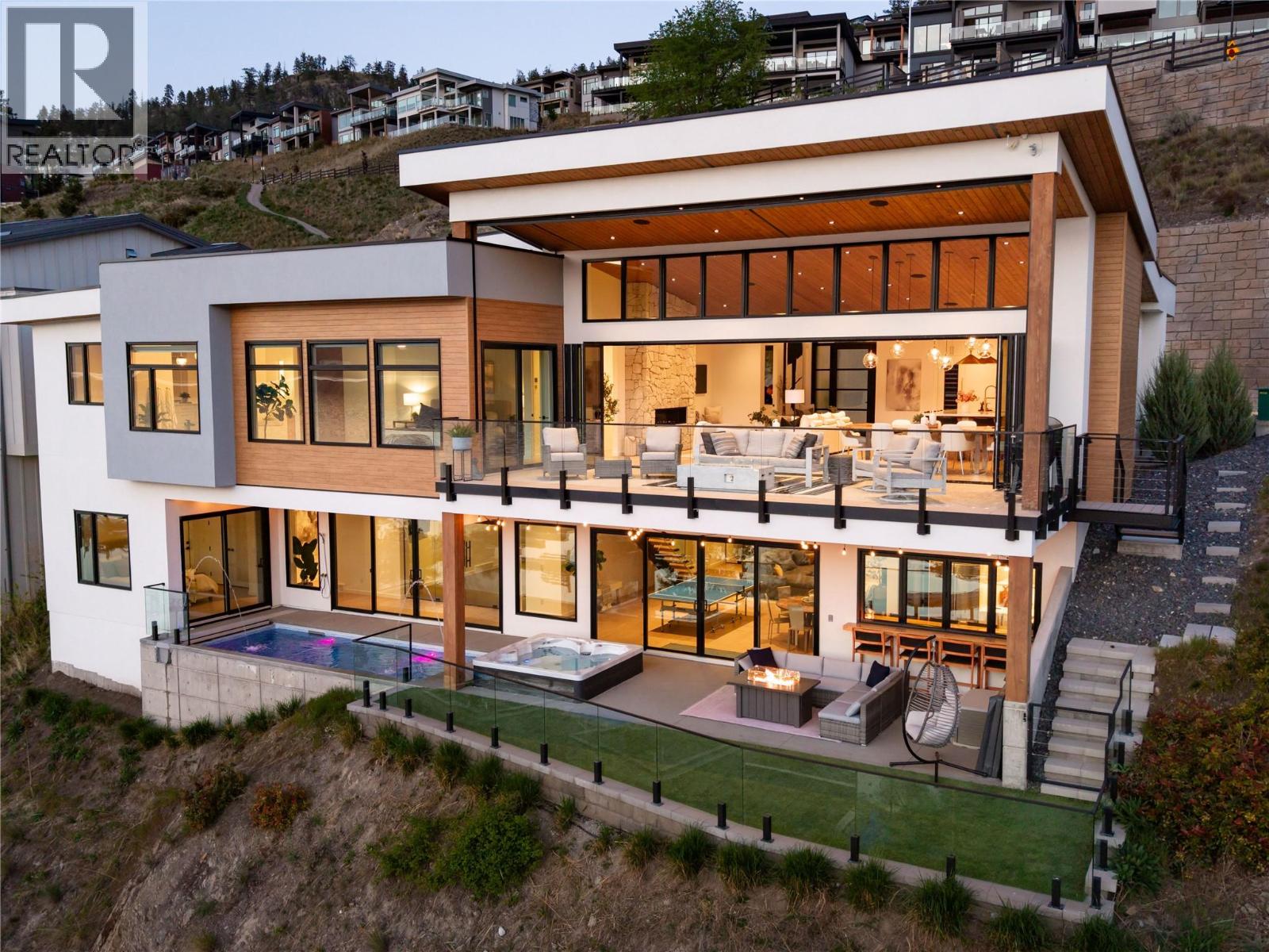 3442 Arrowroot Drive, Kelowna, British Columbia  V1V 3G2 - Photo 8 - 10385203