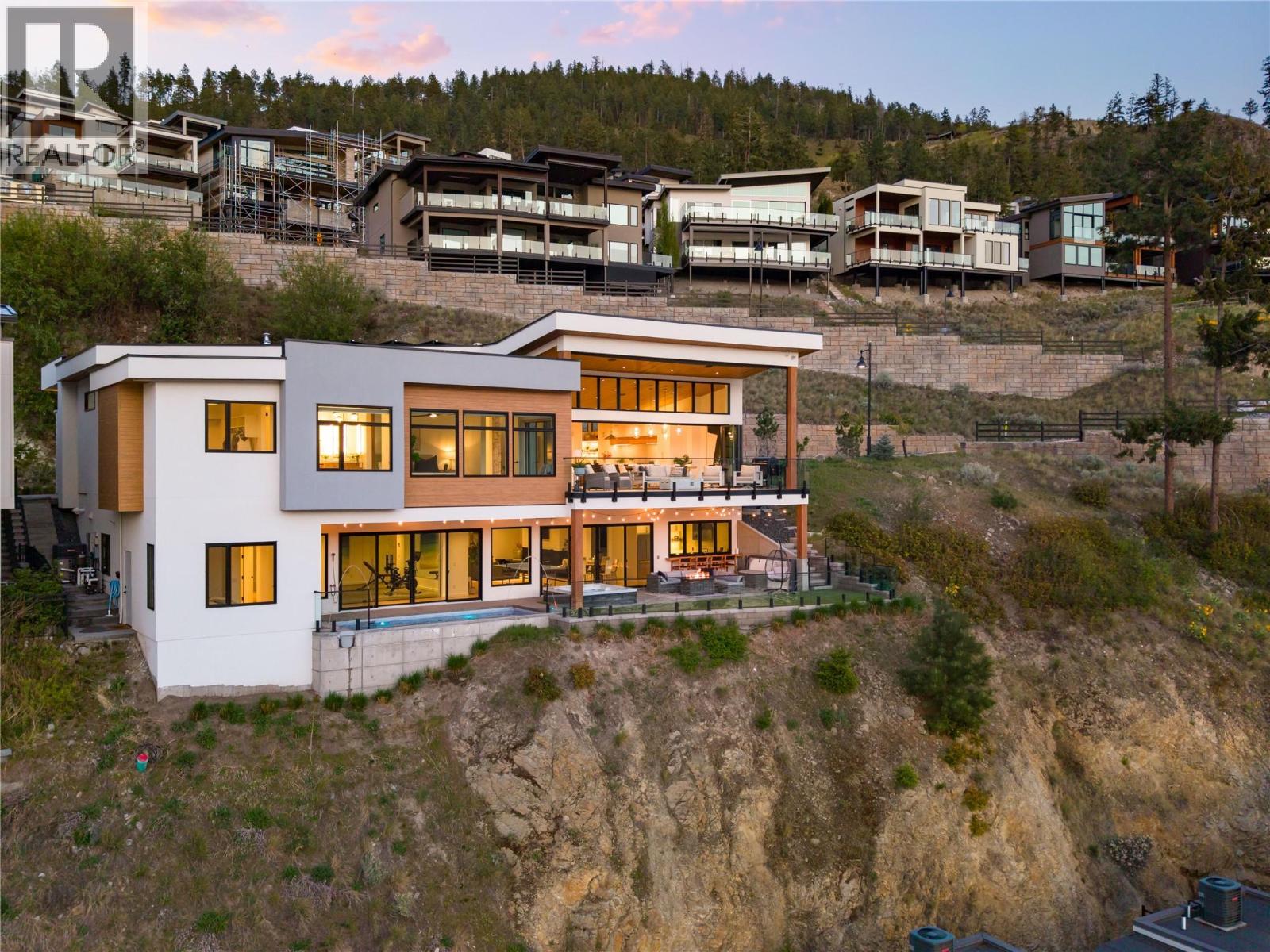 3442 Arrowroot Drive, Kelowna, British Columbia  V1V 3G2 - Photo 94 - 10385203