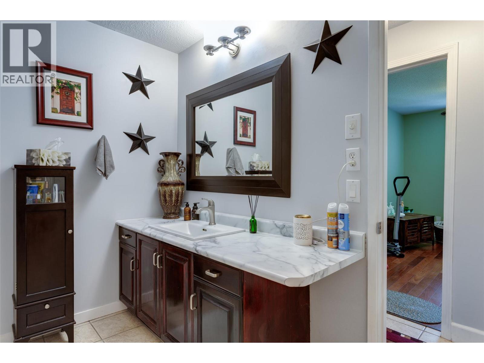 1490 Cornwall Road, Kelowna, British Columbia  V1X 1N9 - Photo 21 - 10385096