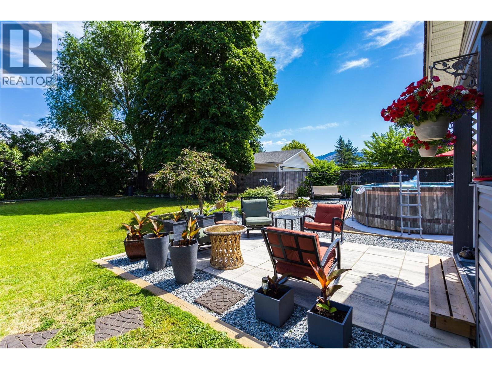 1490 Cornwall Road, Kelowna, British Columbia  V1X 1N9 - Photo 28 - 10385096