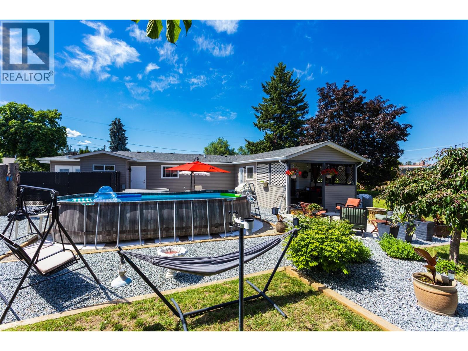 1490 Cornwall Road, Kelowna, British Columbia  V1X 1N9 - Photo 30 - 10385096