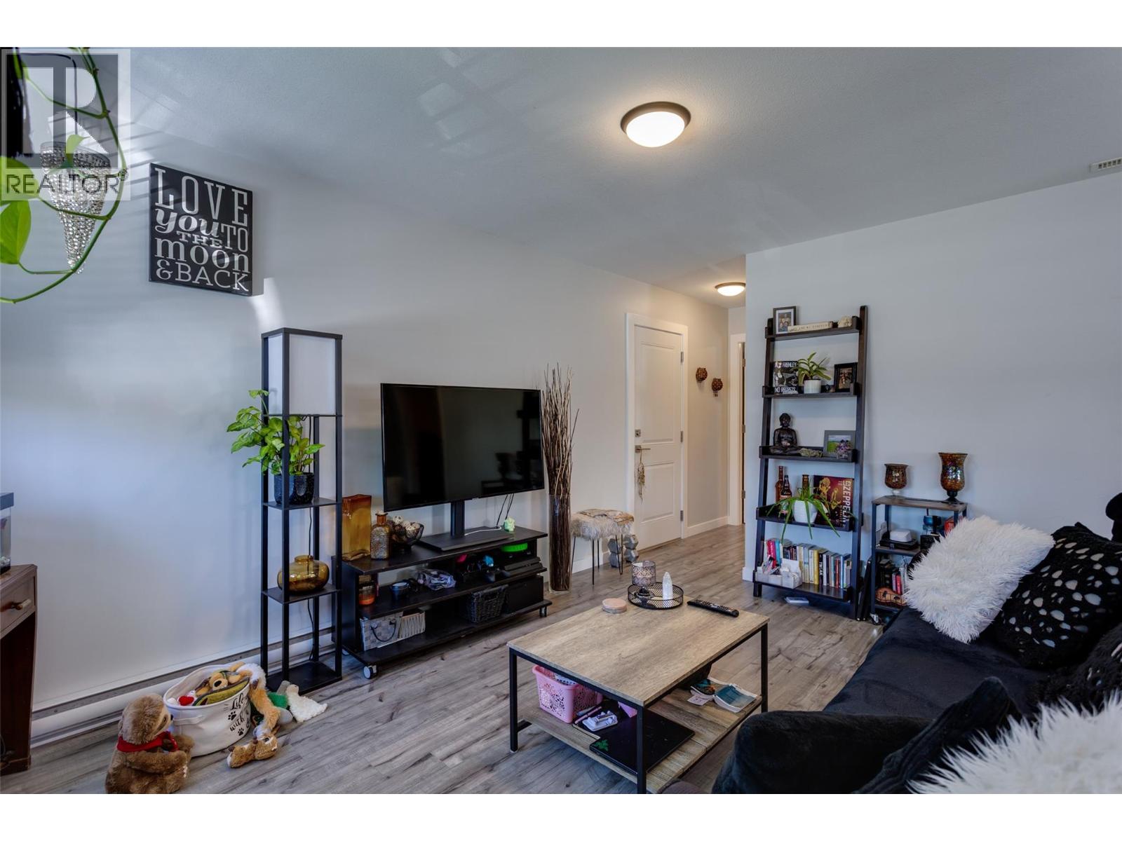 1490 Cornwall Road, Kelowna, British Columbia  V1X 1N9 - Photo 43 - 10385096