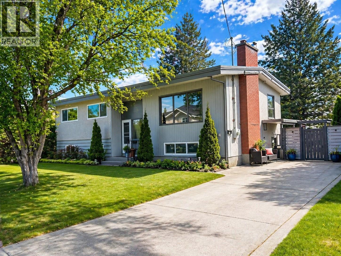 743 Kinnear Avenue, Kelowna, British Columbia  V1Y 5B2 - Photo 2 - 10380328