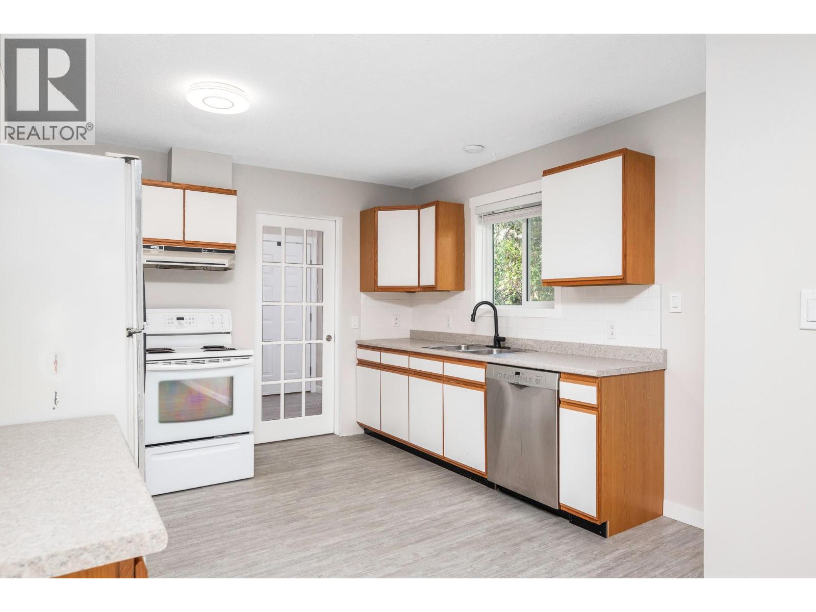 7778 Okanagan Landing Road, Vernon, British Columbia  V1H 1H2 - Photo 6 - 10385628