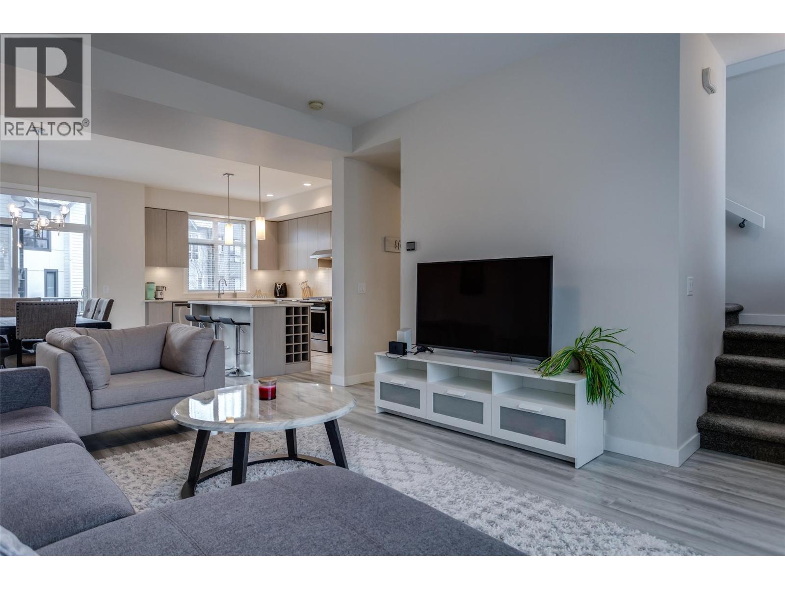 170 Celano Crescent Unit# 4, Kelowna, British Columbia  V1V 0B6 - Photo 10 - 10385616
