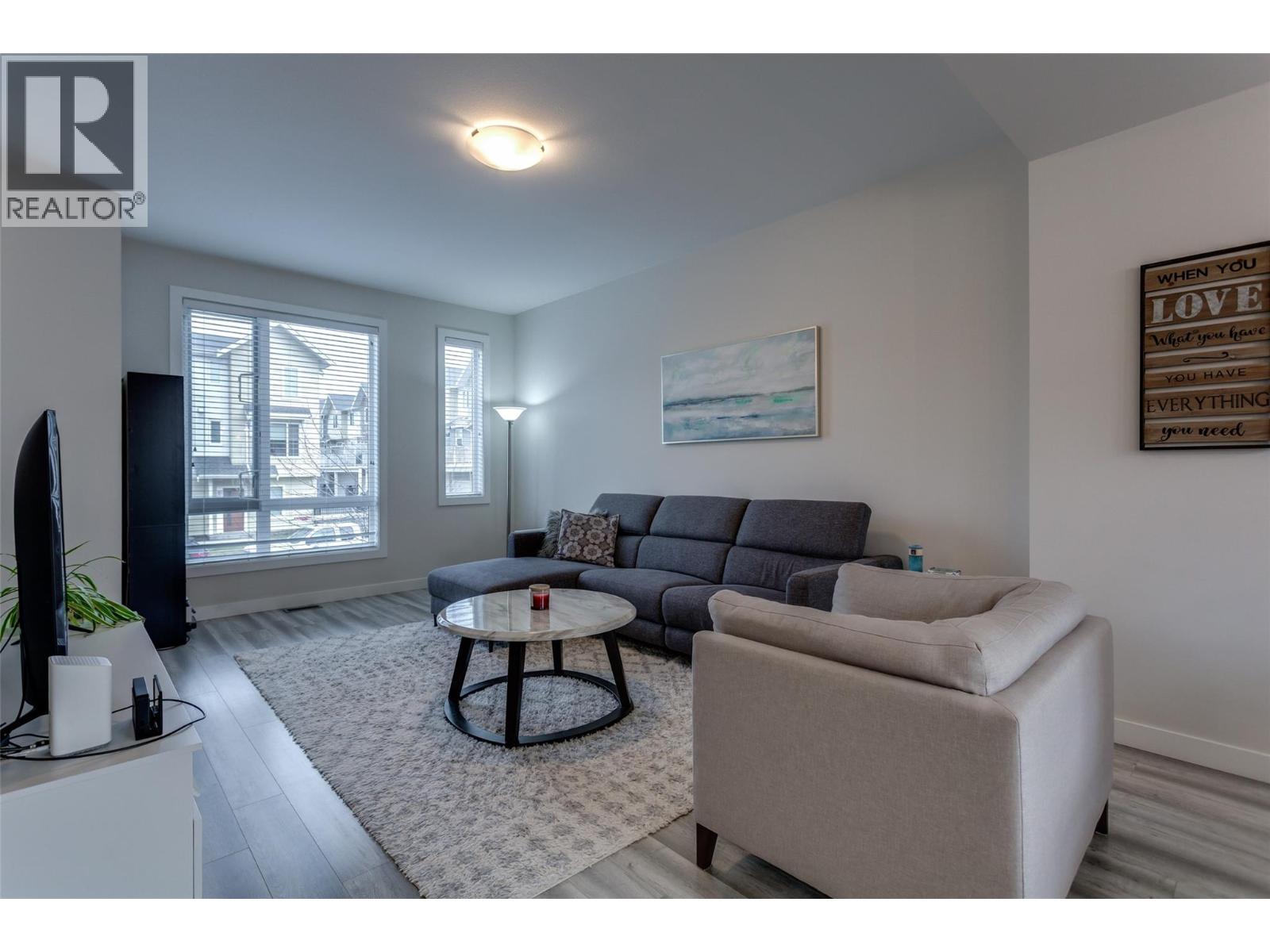 170 Celano Crescent Unit# 4, Kelowna, British Columbia  V1V 0B6 - Photo 7 - 10385616