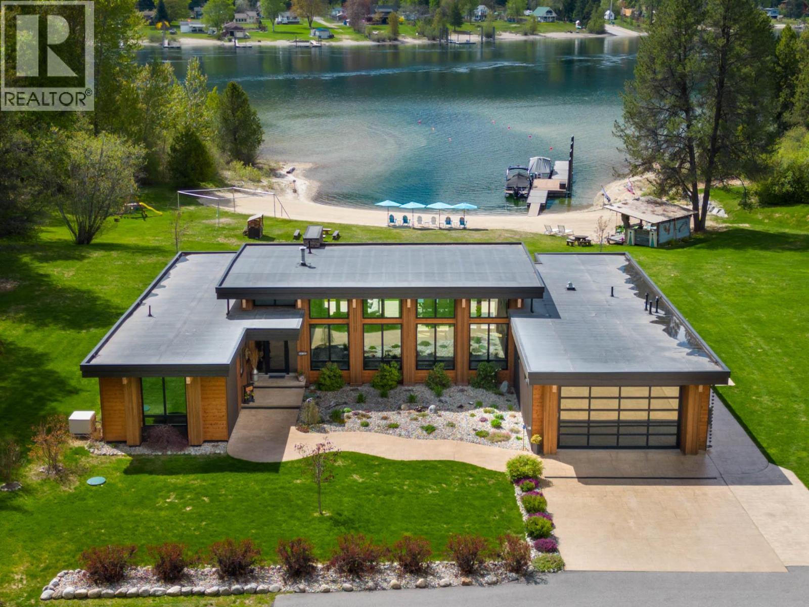6133 Pippers Lane, Nelson, British Columbia  V1L 6P5 - Photo 3 - 10385583