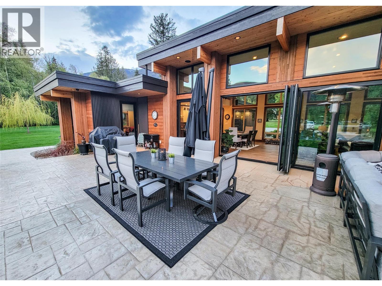 6133 Pippers Lane, Nelson, British Columbia  V1L 6P5 - Photo 41 - 10385583