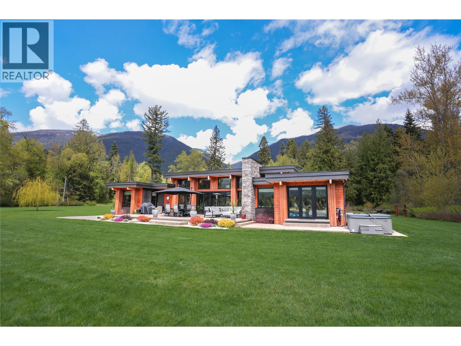 6133 Pippers Lane, Nelson, British Columbia  V1L 6P5 - Photo 58 - 10385583