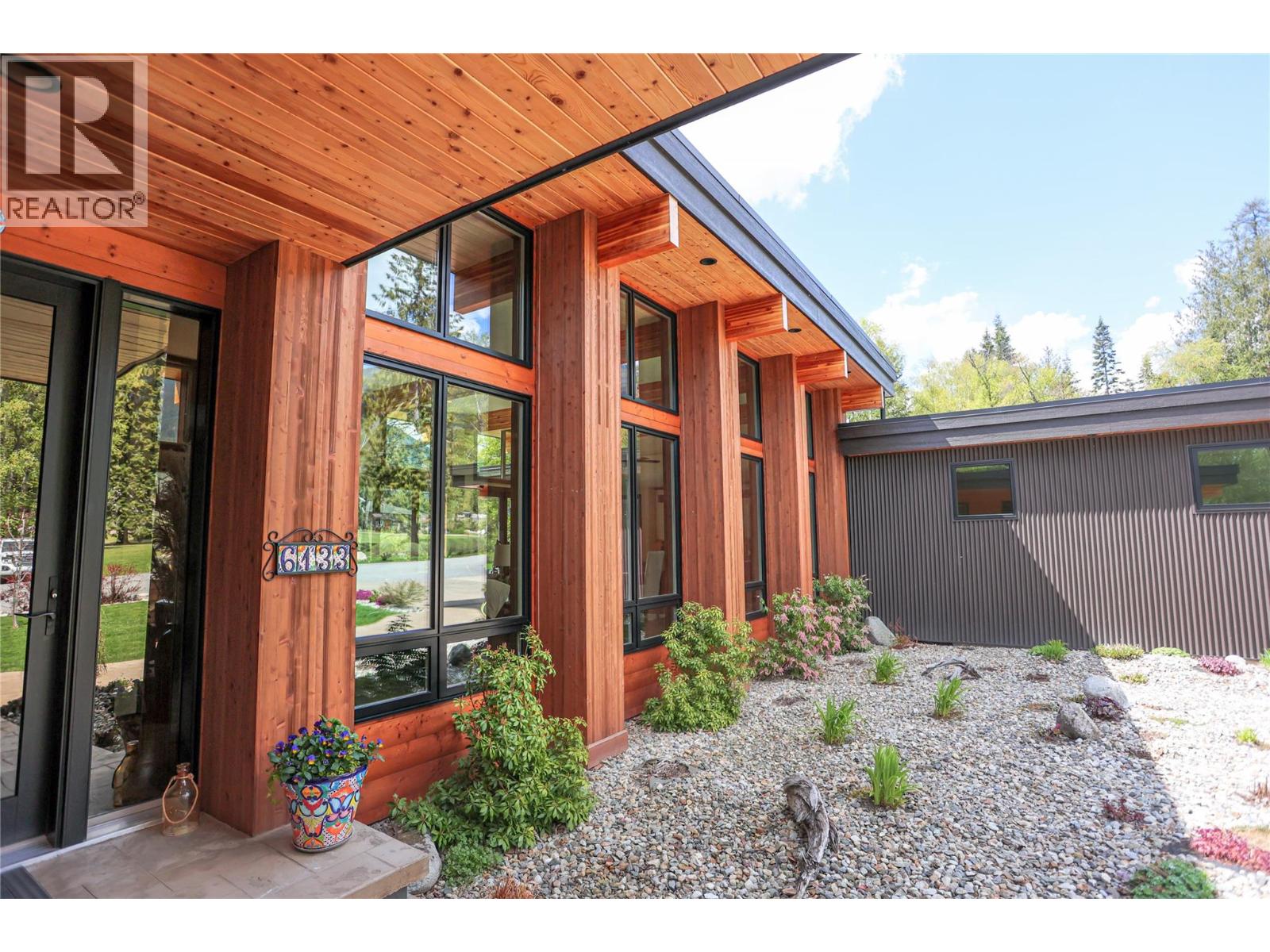 6133 Pippers Lane, Nelson, British Columbia  V1L 6P5 - Photo 6 - 10385583
