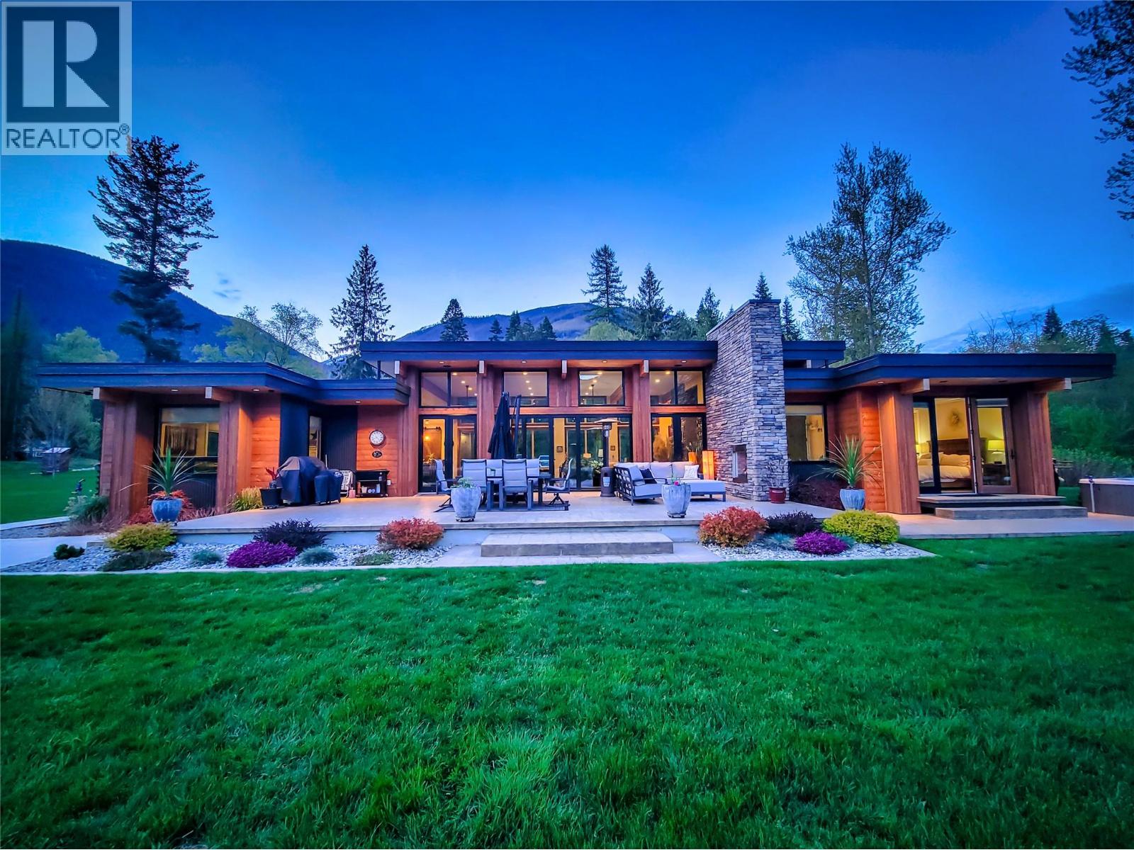 6133 Pippers Lane, Nelson, British Columbia  V1L 6P5 - Photo 79 - 10385583
