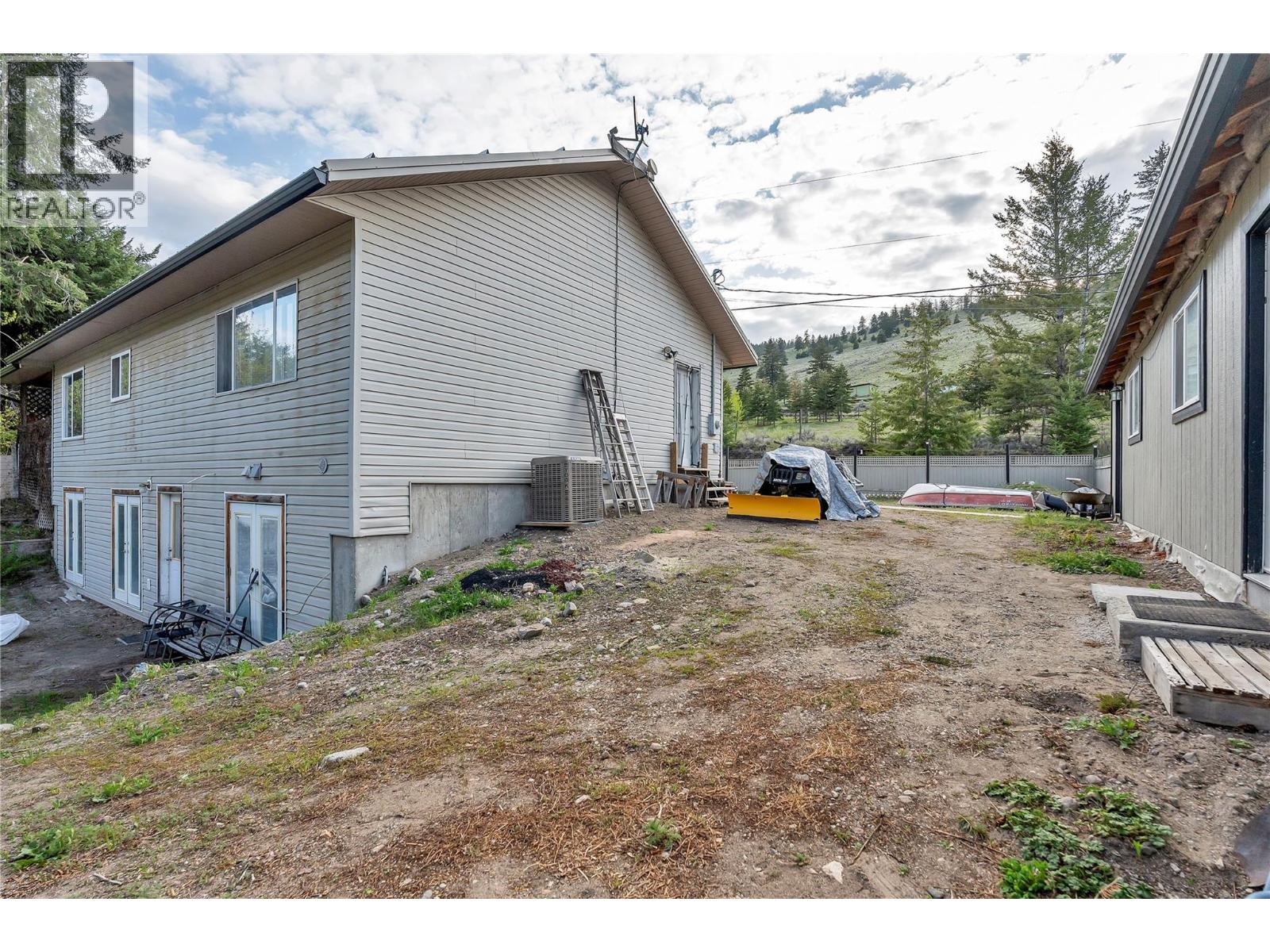 523 Grand Oro Road, Kaleden, British Columbia  V0H 1K0 - Photo 38 - 10385721