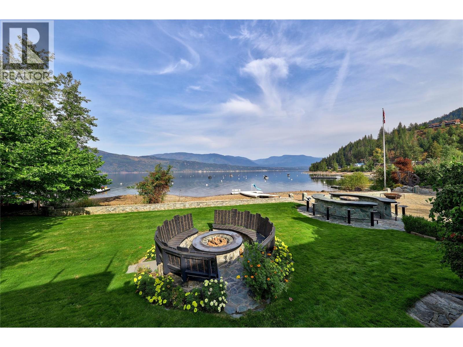 2483 Rocky Point Road, blind bay, British Columbia
