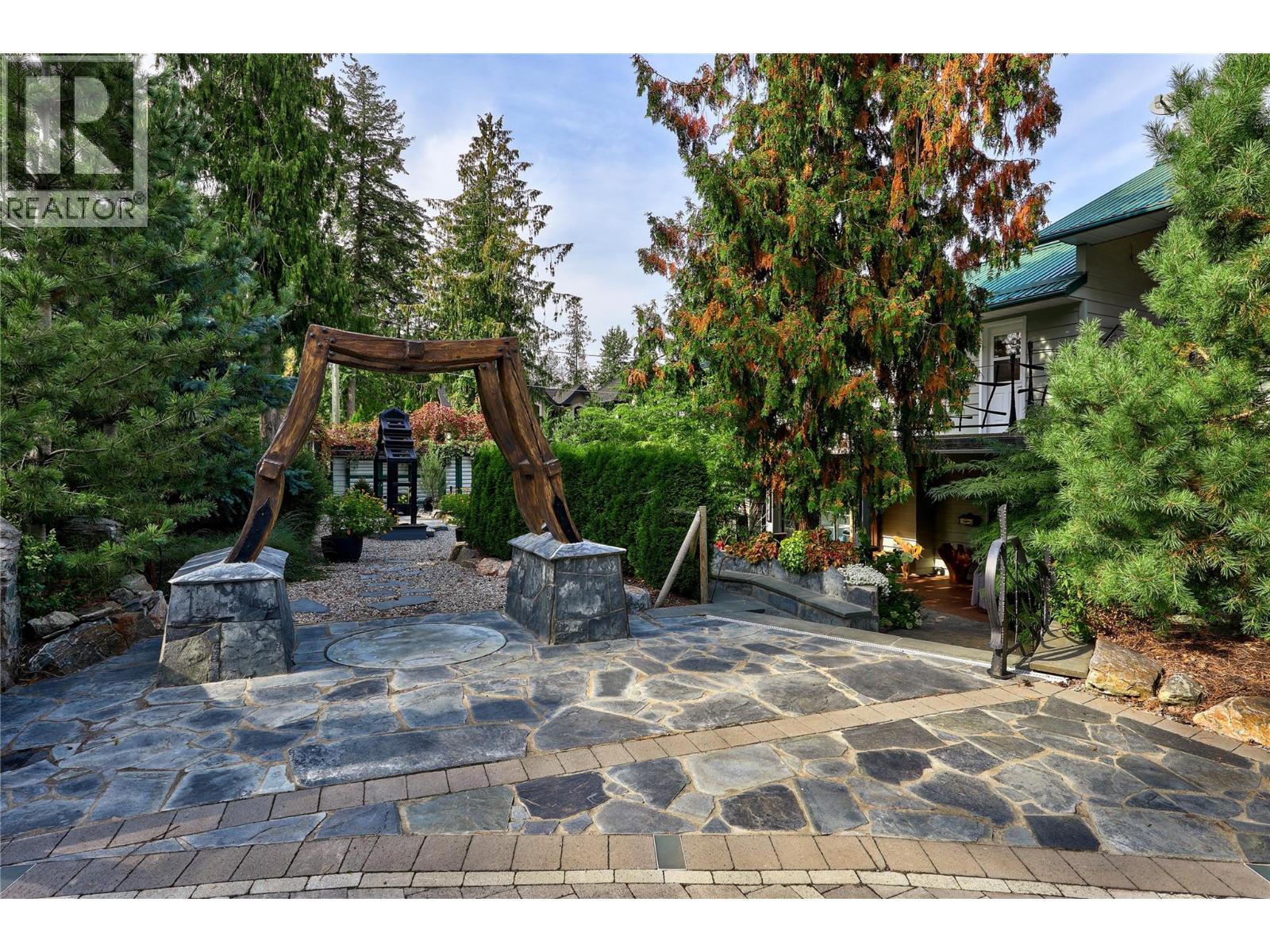 2483 Rocky Point Road, Blind Bay, British Columbia  V0E 1H1 - Photo 45 - 10385618